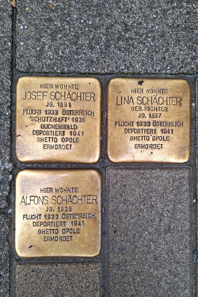 Stolpersteine Carlsplatz 24 #1