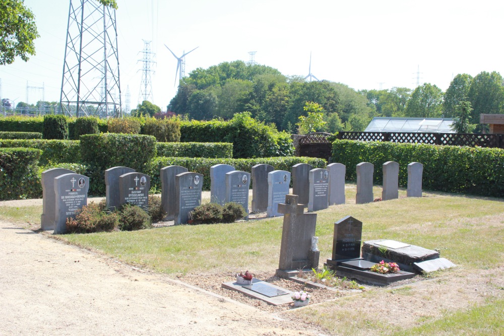 Belgian Graves Veterans Kerkbrugge-Langerbrugge #1