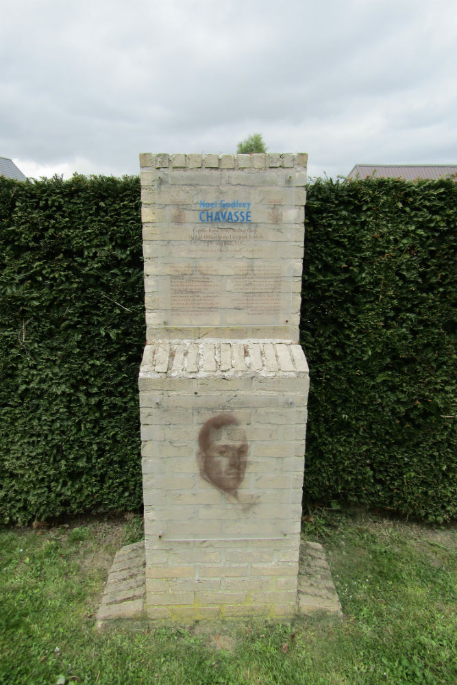 Monument Noel Godfrey Chavasse #2