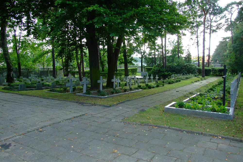 Oorlogsbegraafplaats Lubliniec #2