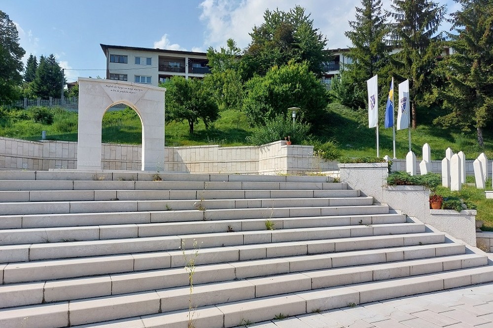 Sehid Begraafplaats Travnik #2