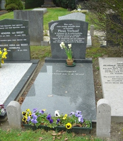 Dutch War Graves Vianen #2