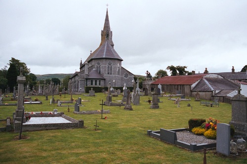 Oorlogsgraven van het Gemenebest Leitrim Roman Catholic Churchyard