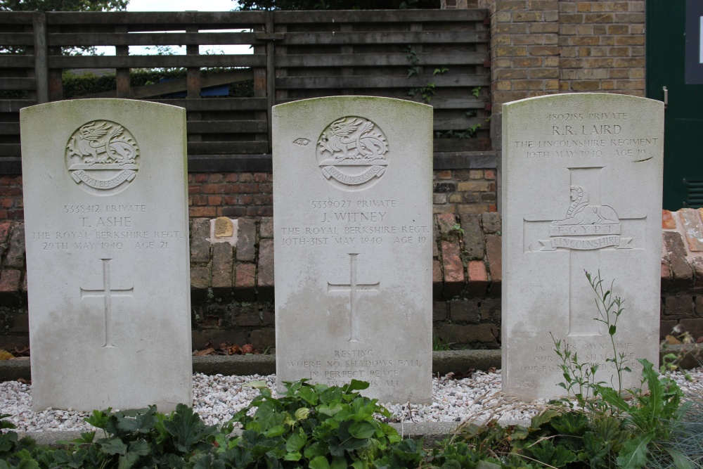 Oorlogsgraven van het Gemenebest Boezinge Churchyard #3