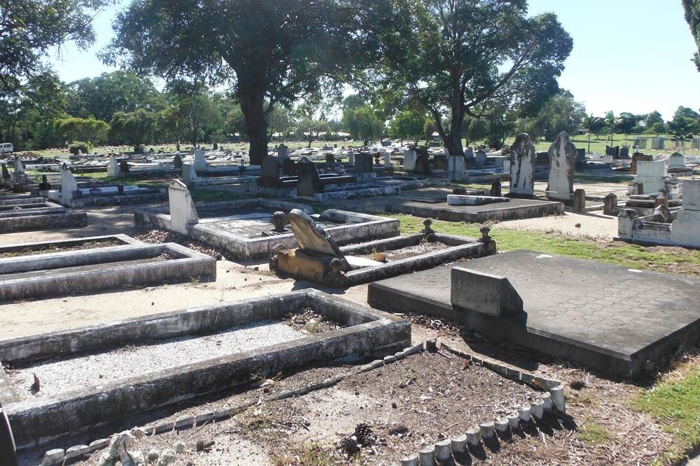 Commonwealth War Graves Redcliffe Cemetery #1