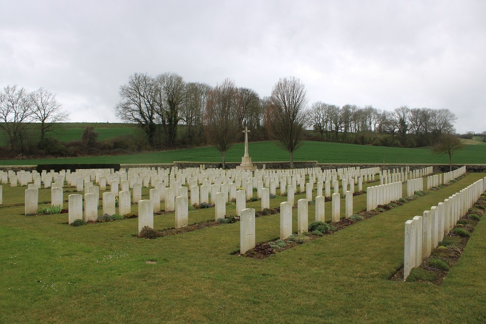 Commonwealth War Cemetery Hamel #1
