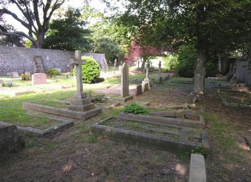 Commonwealth War Graves St Margaret Churchyard #1