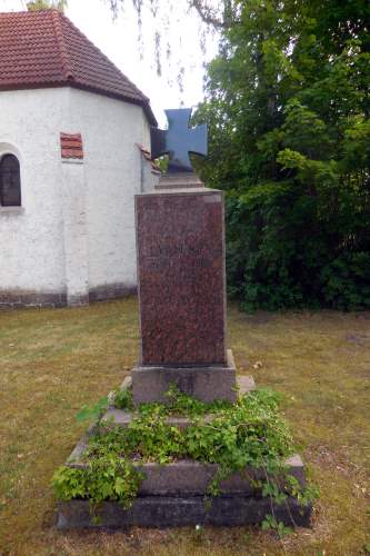 Oorlogsmonument Karlshagen #2