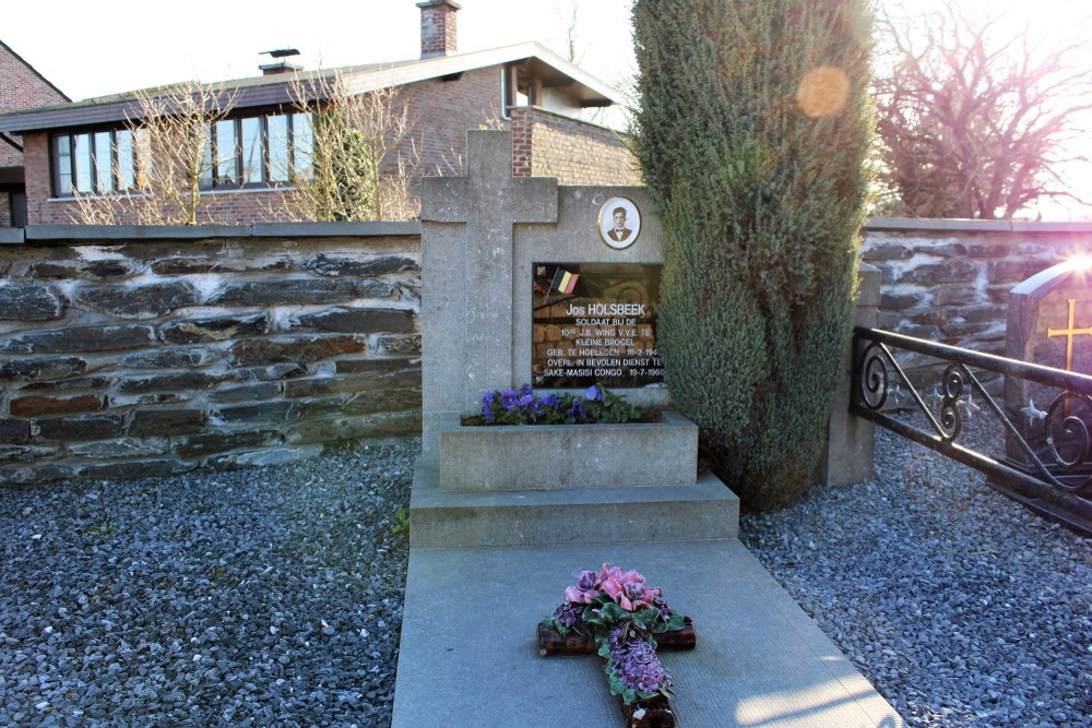 Belgian War Grave Hoeleden