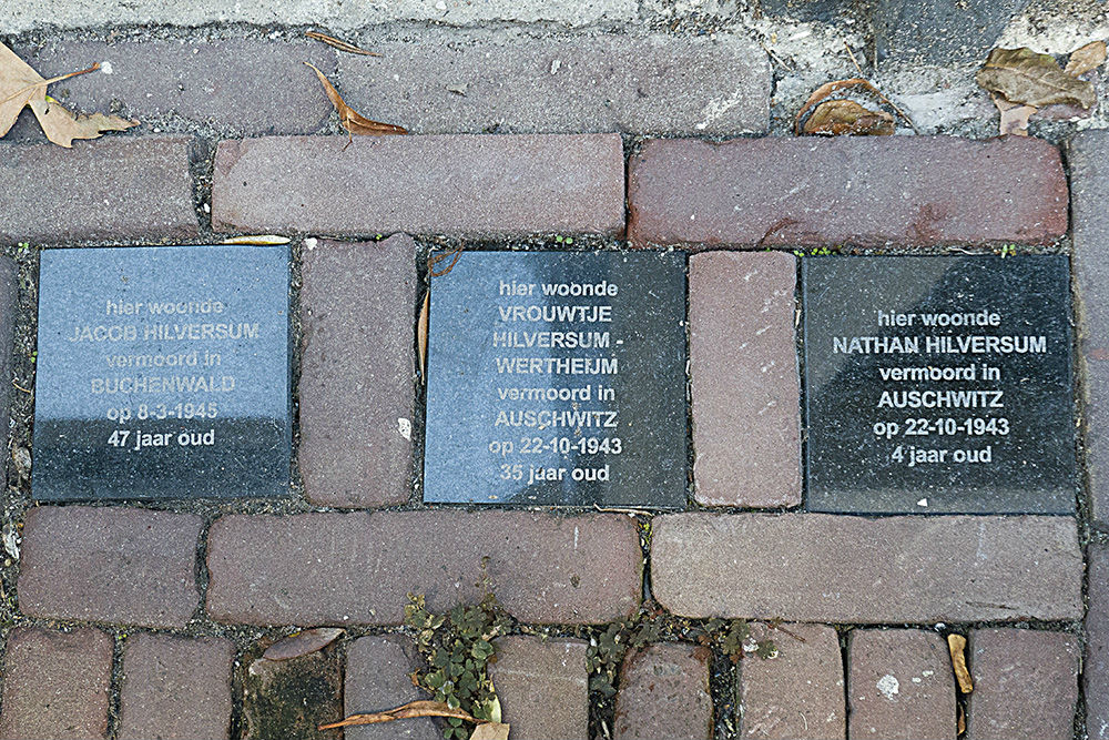 Memorial Stones Krommestraat 44b