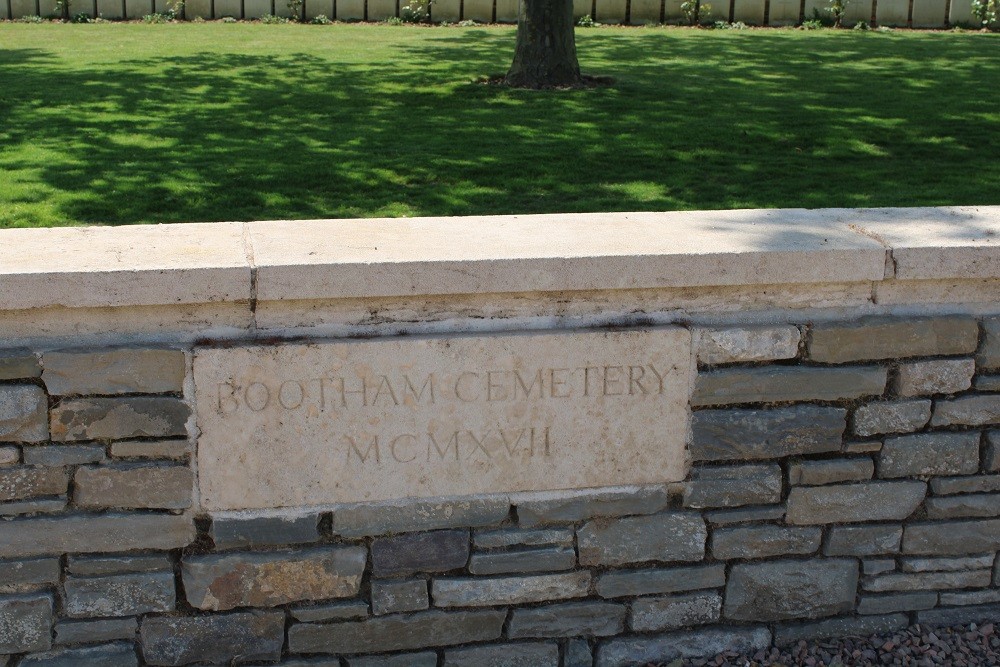 Commonwealth War Cemetery Bootham #3