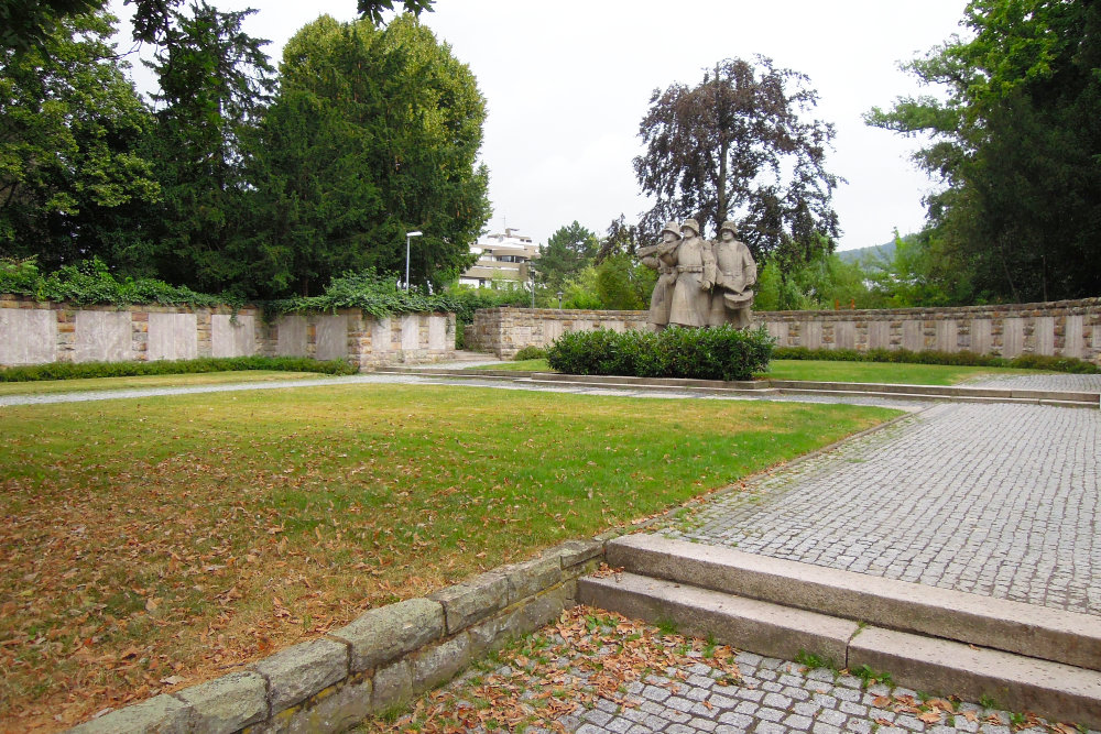 Oorlogsmonument Weinheim #1