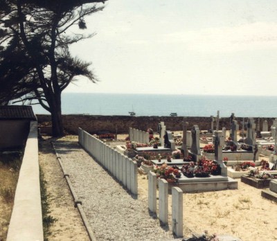 Commonwealth War Graves L'Herbaudiere #1