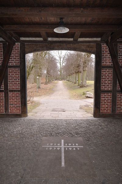 War Memorial Wellingsbüttel #1