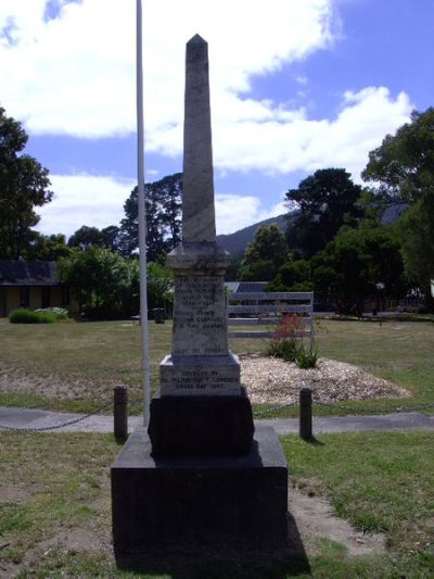 Oorlogsmonument Montrose #1