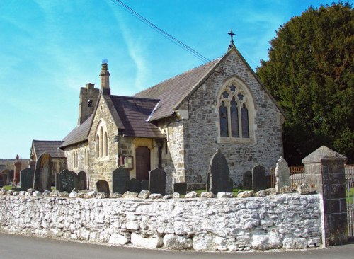 Oorlogsgraf van het Gemenebest Llanpumsaint Churchyard