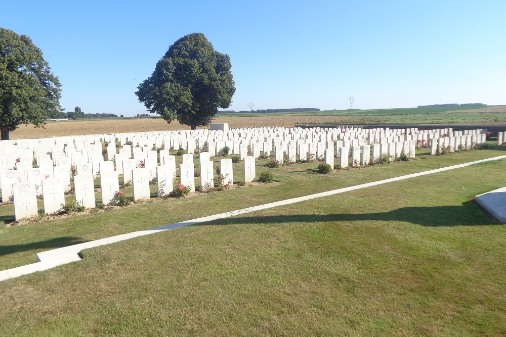 Commonwealth War Cemetery Gommecourt No.2 #2