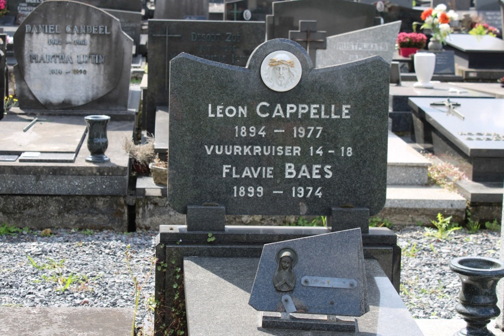 Belgian Graves Veterans Ieper #1