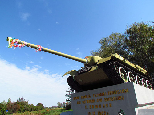 Mass Grave Soviet Soldiers (SU-100 Tank Destroyer) #3