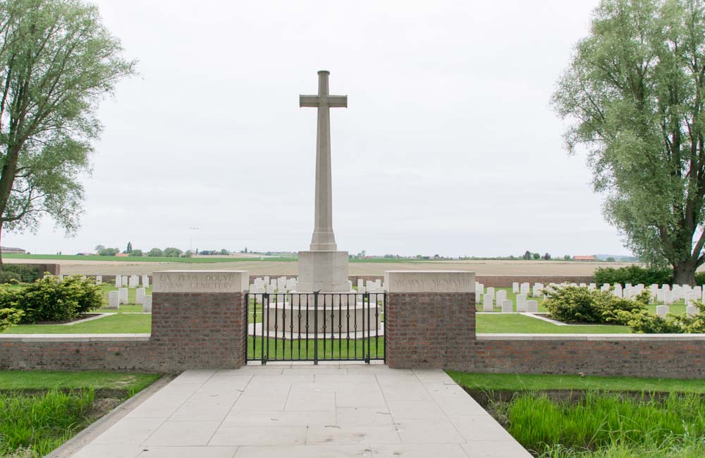 La Plus Douve Farm Commonwealth War Cemetery #2
