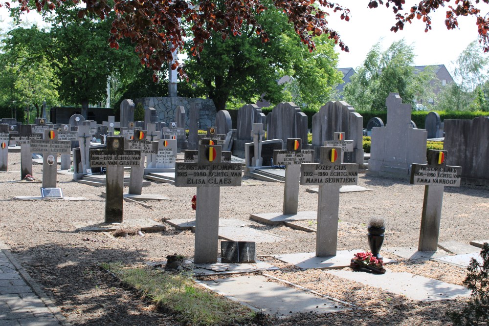 Belgian Graves Veterans Dessel Center #1