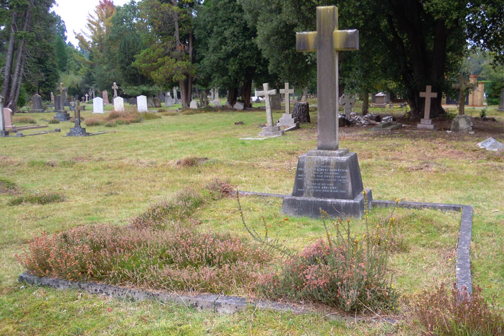Dutch War Graves Brookwood Cemetery #1