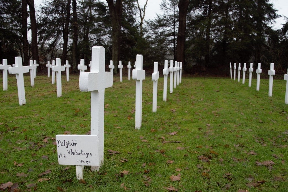 Graves Belgian Refugees Veenhuizen #2