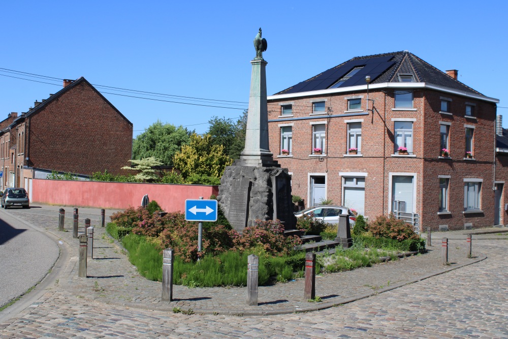 Oorlogsmonument Luttre #1