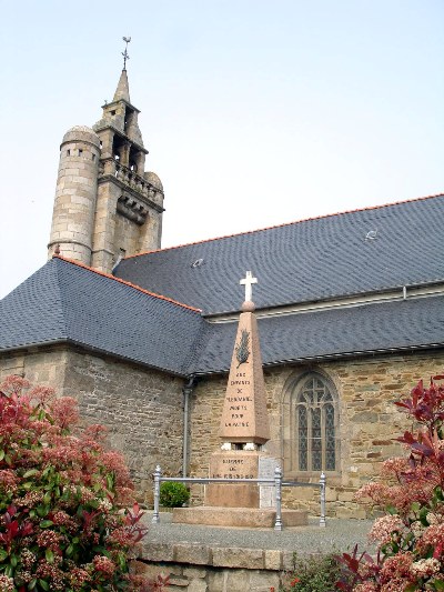 War Memorial Pleudaniel #1