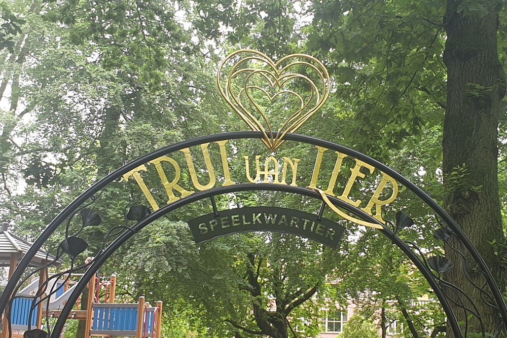 Trui van Lier Playground #1