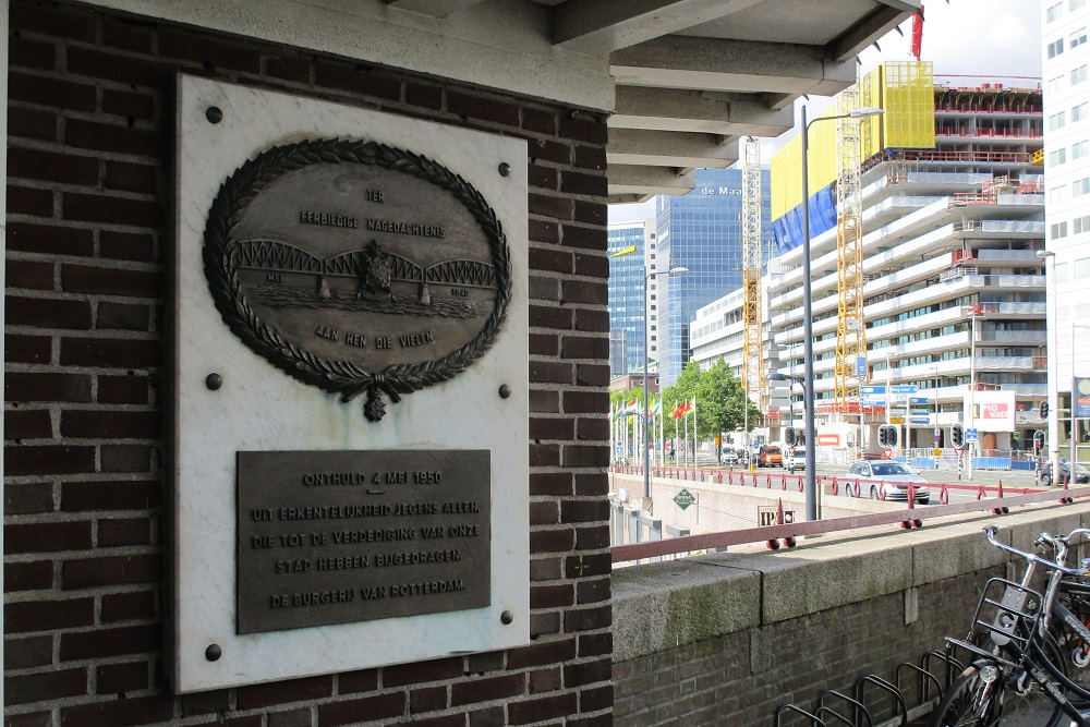 Gedenkteken Omgekomen Militairen Willemsbrug #4