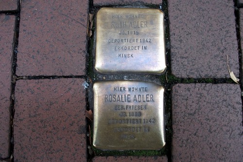 Stolpersteine Alte Bahnhofstrae 22