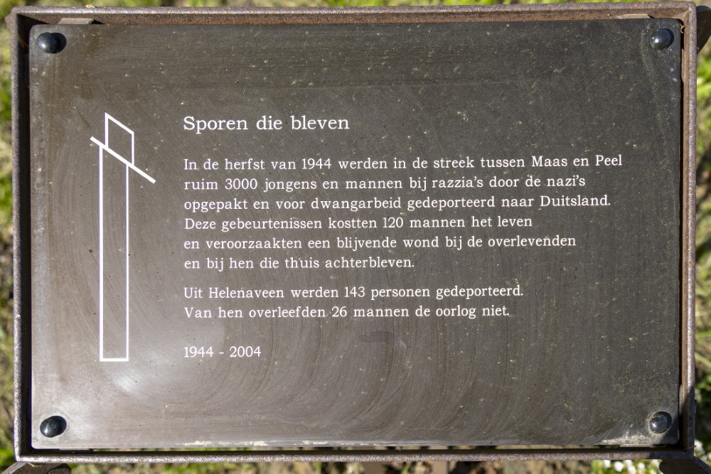 Monument 'Sporen die bleven' Helenaveen #2