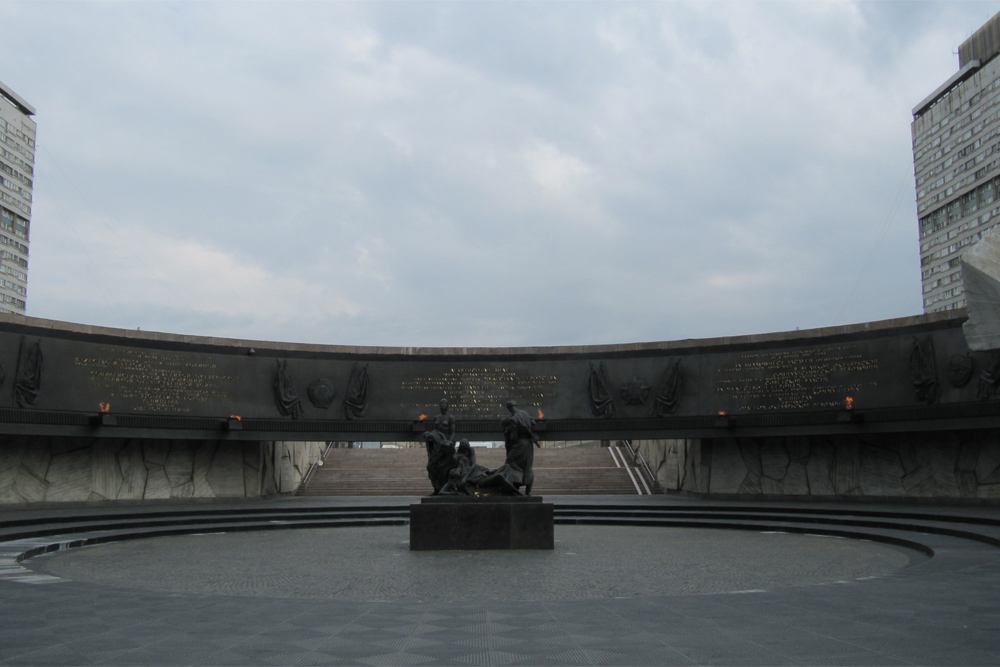 Monument Heroische Verdedigers van Leningrad #1