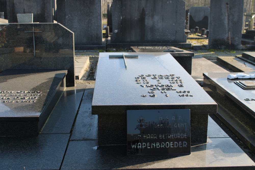 Belgian Graves Veterans Wachtebeke #1
