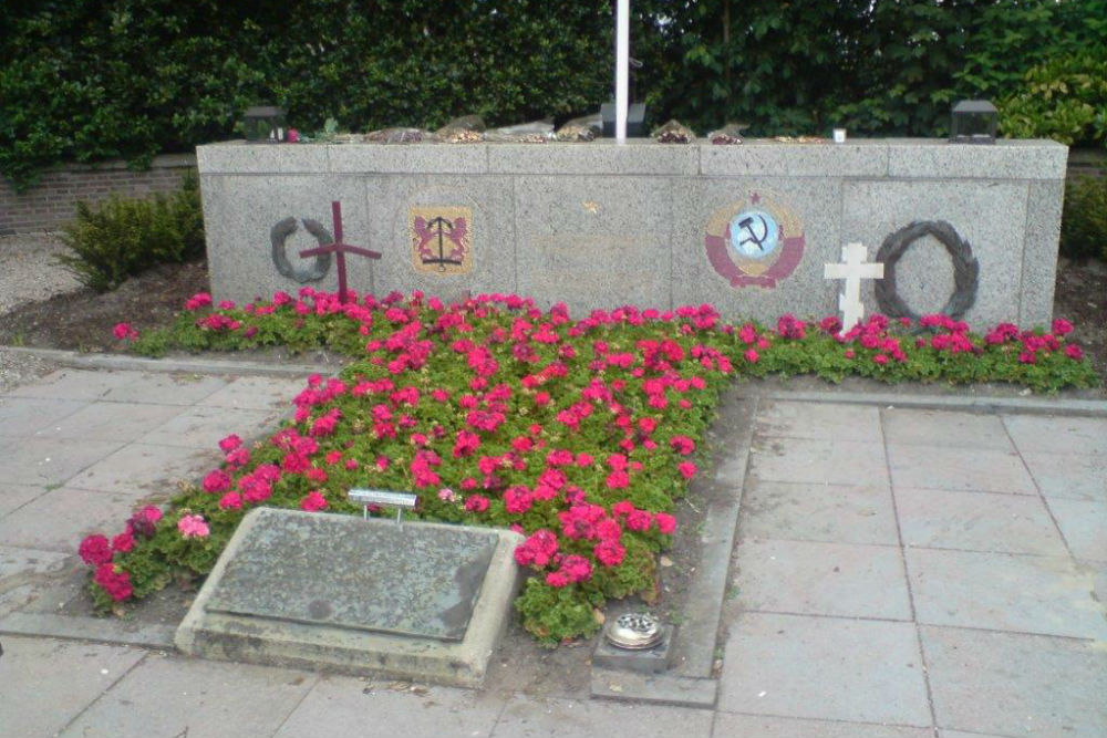 Georgian War Cemetery (Loladse)