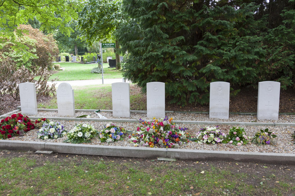 Commonwealth War Graves General Cemetery Moscowa Arnhem #3