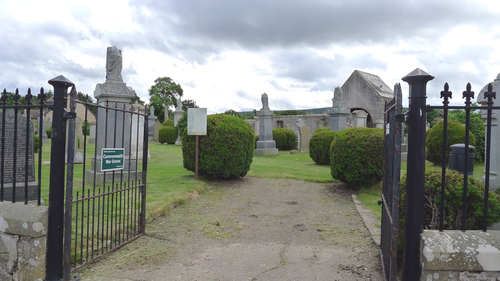 Commonwealth War Graves Rathven Parish Churchyard #1