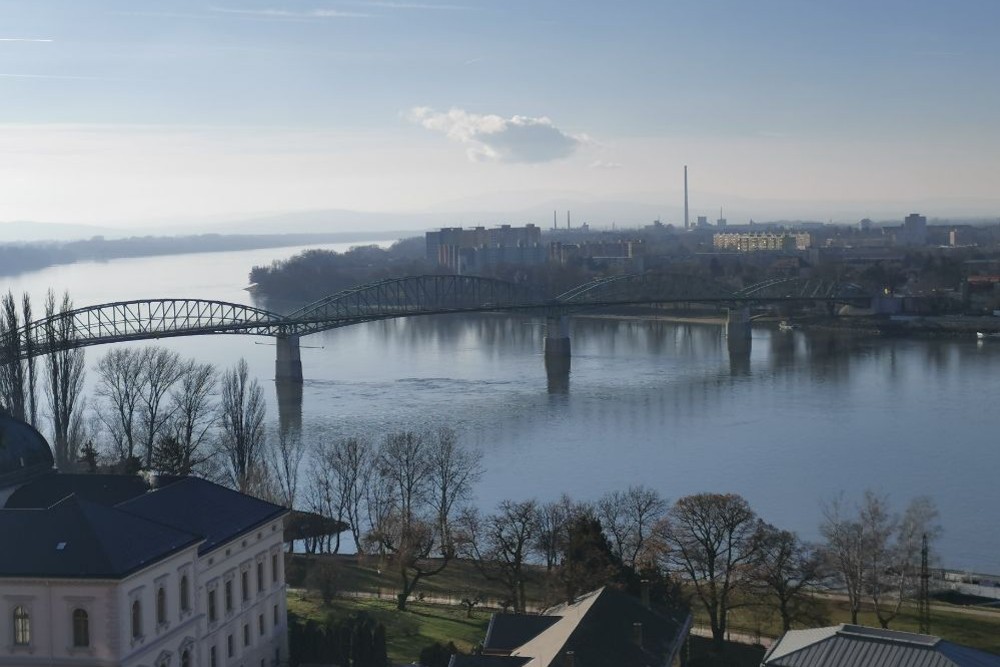 Maria Valeria Brug - grens Hongarije Slowakije