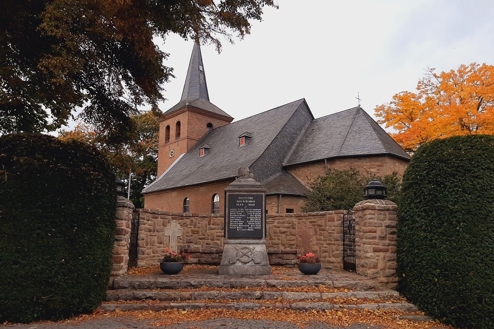 Oorlogsmonument Gladbach #1