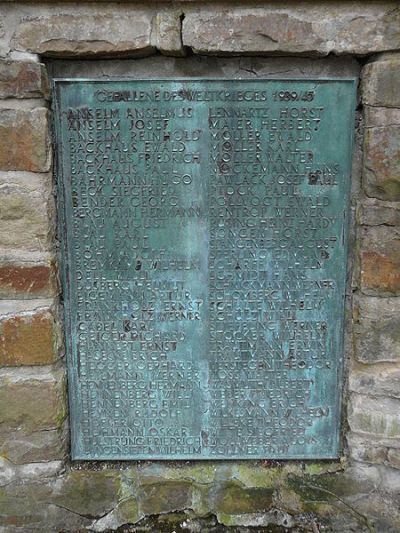 War Memorial Dönberg #3