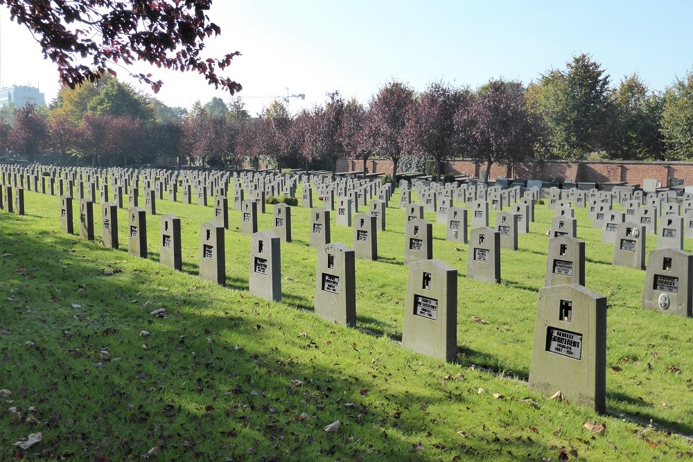 Belgian Graves Veterans Gent Wester Cemetery #1
