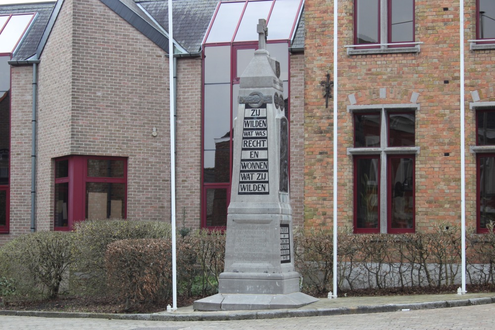 Oorlogsmonument Etikhove #2