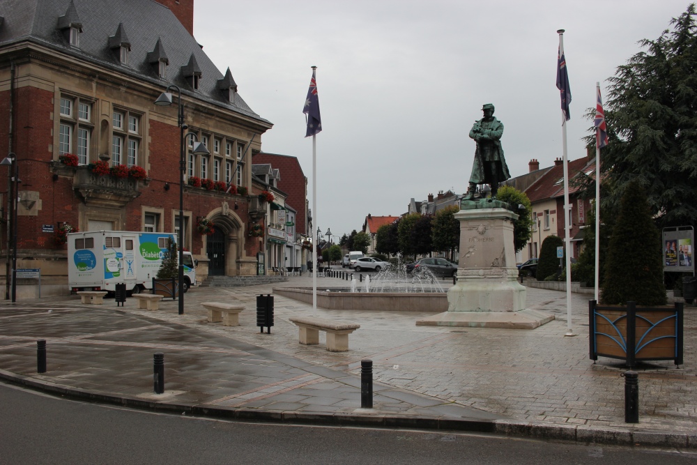 Statue General Faidherbe