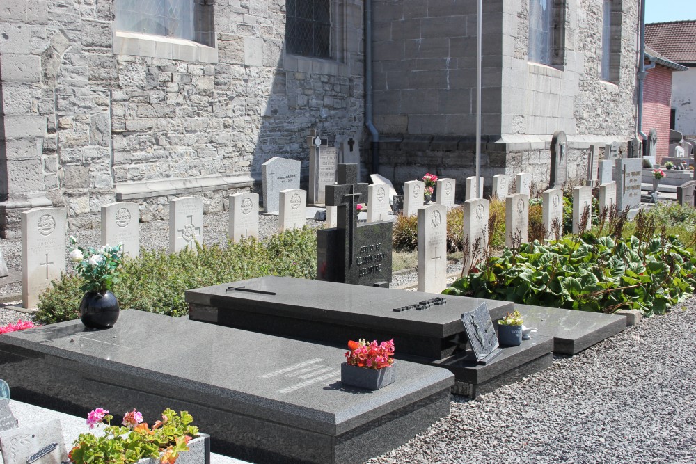 Commonwealth War Graves Saint Léger