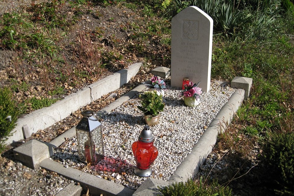 Oorlogsgraven van het Gemenebest Algemene Begraafplaats Noordwijk #5