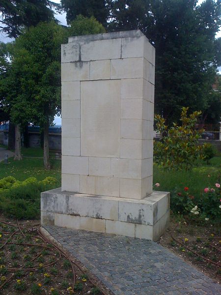 Oorlogsmonument Metković #1