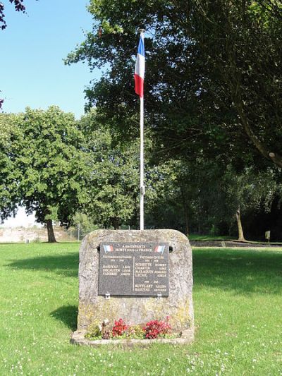 Oorlogsmonument Capelle #1