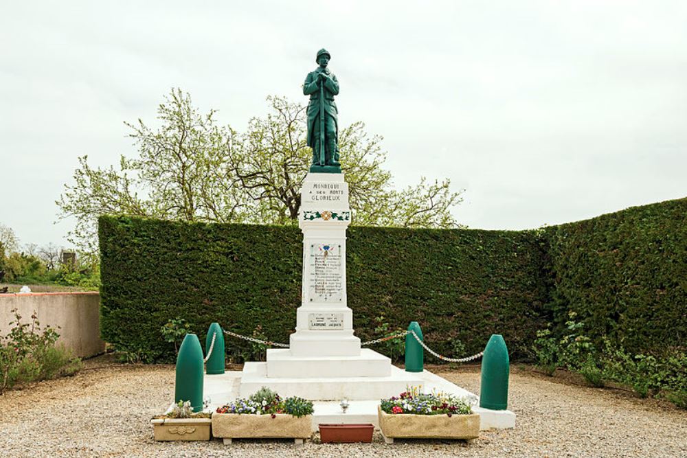 Oorlogsmonument Monbqui #1