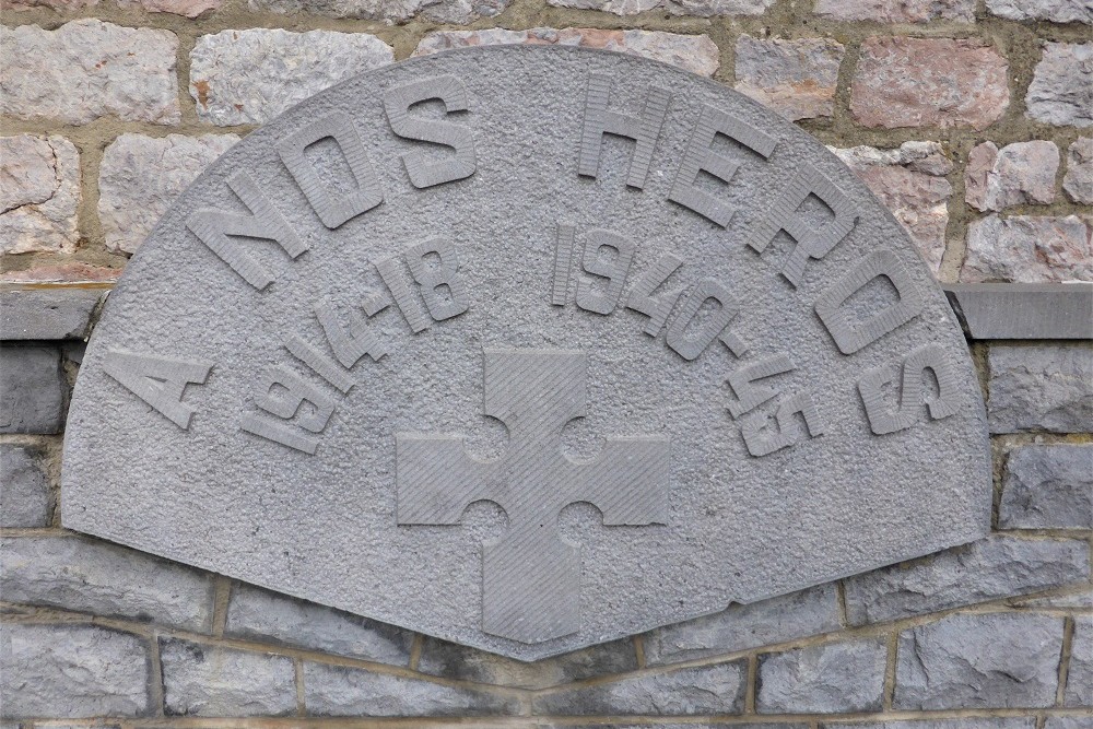 Commemorative Stone War Victims Vodelée #2